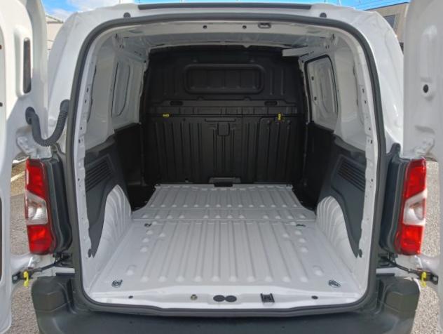 PEUGEOT Partner BlueHDi 130 S&S PC Furgone L1 Standard 3P rif. 24043476 - Foto 9