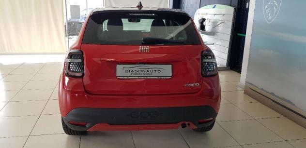 FIAT 600 (2023--) 600 Hybrid 110 CV DCT MHEV Serie Speciale Icon - Foto 5