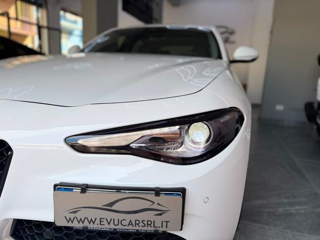 Alfa Romeo Giulia 2.2 Turbodiesel 210 CV AT8 AWD Q4 Veloce - Foto 5