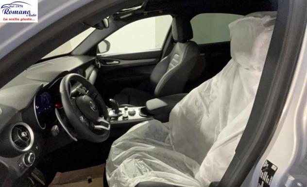 NEW ALFA ROMEO - Stelvio - 2.2 T.diesel 210CV AT8 Q4 Veloce - Foto 7
