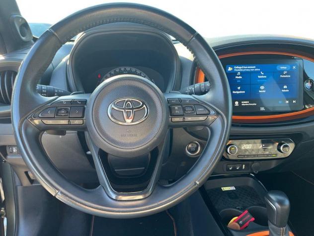 Toyota Aygo X 1.0B (72 CV) Limited Air S-CVT - Foto 7