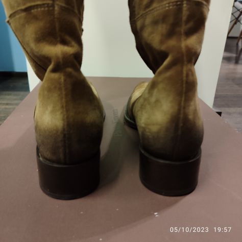 Stivali in nabuk beige - Foto 4