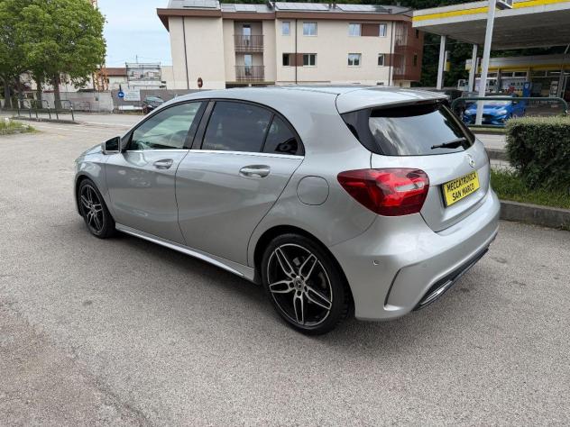 MERCEDES - Classe A - A 200 d Automatic 4Matic Sport - Foto 6