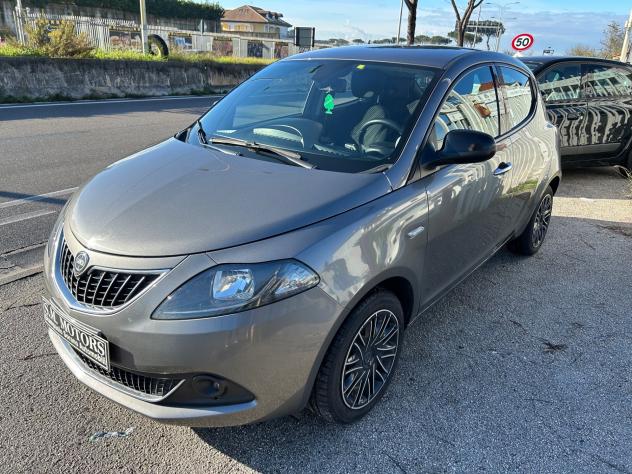 Lancia Ypsilon 1.0 FireFly 5 porte S&S Hybrid Gold Plus - Foto 2