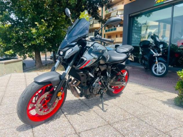 YAMAHA MT-07 TUTTO INCLUSO ANCHE PASSAGGIO! MINI RATE rif. 23999898 - Foto 2