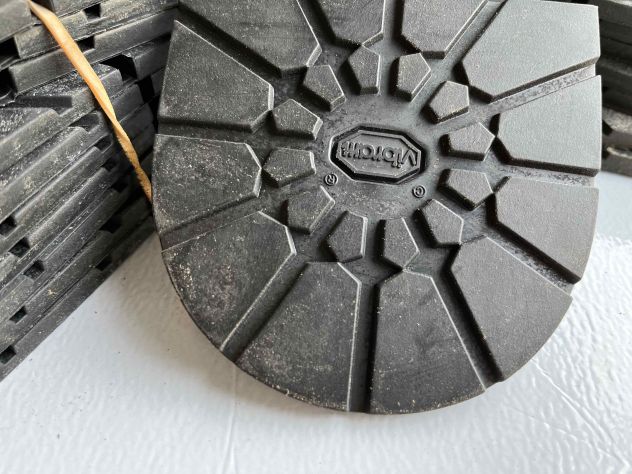 Vibram 5328 Tacchi in gomma nero