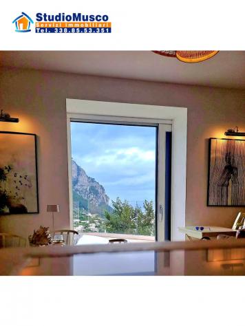 APPARTAMENTO di 3 vani e di 75 mq (CAPRI) rif. CVPZZ - Foto 2