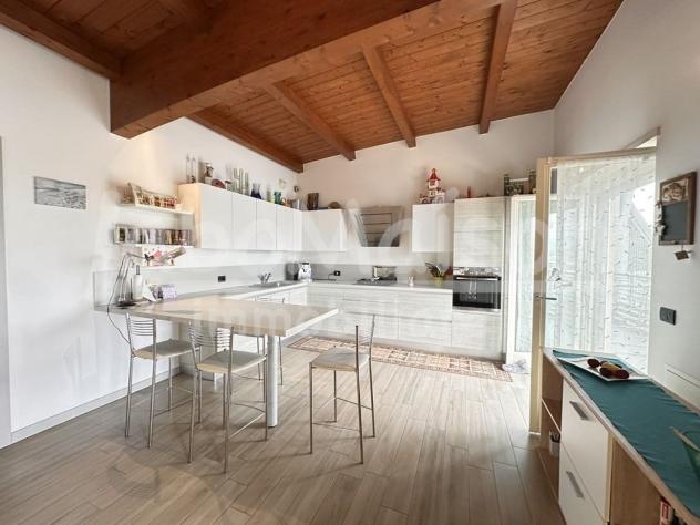 GAVIRATE recente mansarda con terrazzo - Foto 9