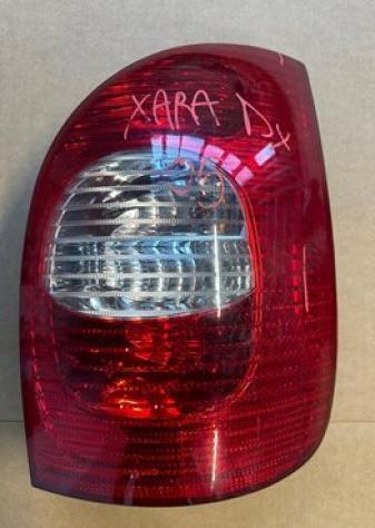 FANALE POST.D. 999-U1296618 Parti elettriche Fanaleria Fanali Fanale post. dx. CITROEN - XSARA Picasso - 01-04-2004 - 01-01-2010