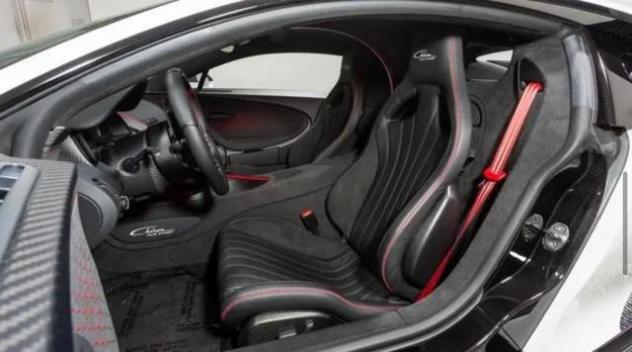 BUGATTI Chiron CHIRON PUR SPORT 8.0 W16 1500HP "1 OF 60" rif. 22807132 - Foto 7