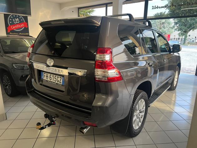 Toyota Land Cruiser 5p 2.8 d-4d Lounge AUTOMATICA + GANCIO TRAINO IVA ESCLUSA - Foto 4