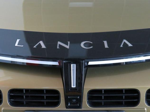 Lancia Ypsilon Ibrida 1.2 100cv LX e-DCT - Foto 2
