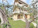 Villetta a schiera angolare in vendita a Campi Bisenzio 171 mq  Rif: 1407331
