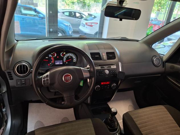 Fiat Sedici 2.0 MJT 16V DPF 4x4 Emotion - Foto 10