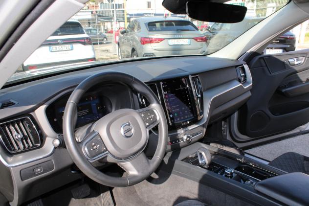 Volvo XC 60 XC60 B4 (d) automatico Core - Foto 9