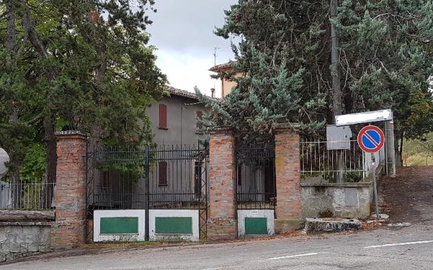 CASA PLURIFAMILIARE CON GIARDINO