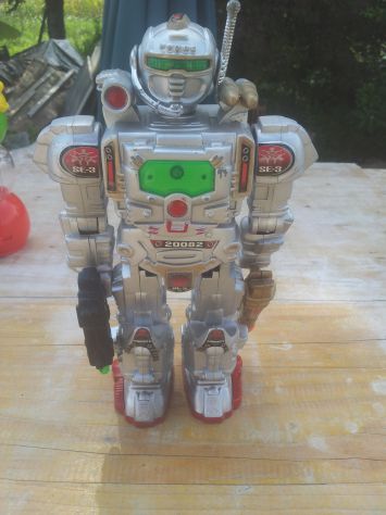 R1 - ROBOT