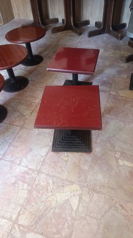 Tavolo rotondo in legno