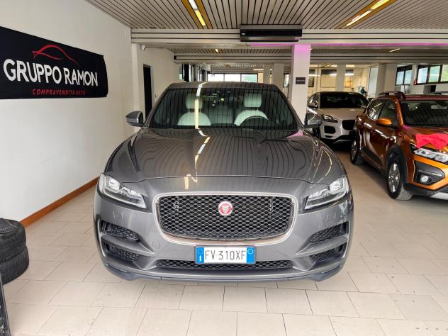Jaguar E-Pace 2.0D 180 CV AWD - Foto 2