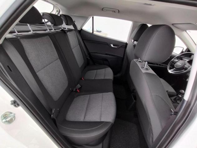 Kia Stonic 1.2 DPI Urban - Foto 5