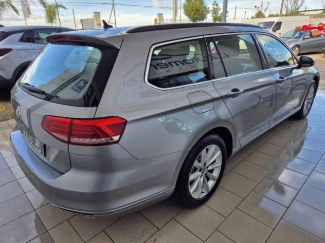 VOLKSWAGEN Passat Variant 1.6 TDI DSG Business BMT rif. 23216831 - Foto 3