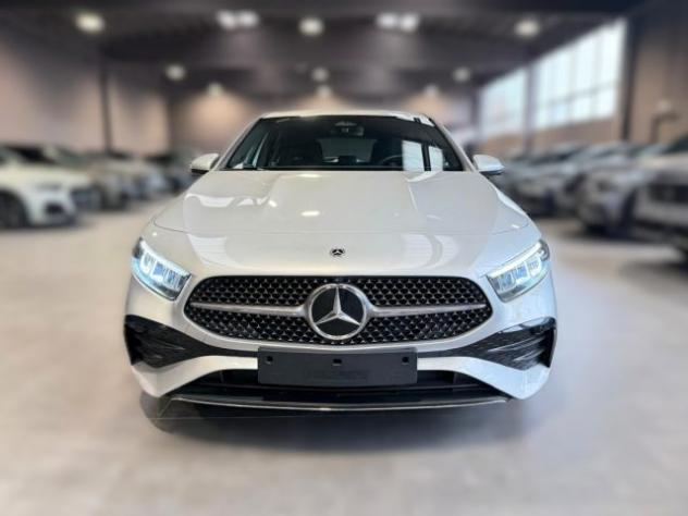 MERCEDES-BENZ A 180 Automatic Sport Premium AMG Line Usata Torino rif. 20961841 - Foto 2