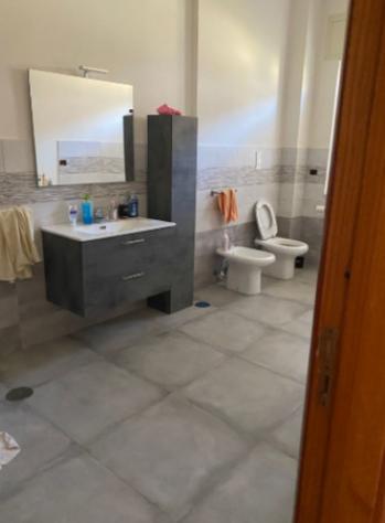 Immobile in asta di 127 m², box auto in vendita a Giugliano in Campania - Foto 7