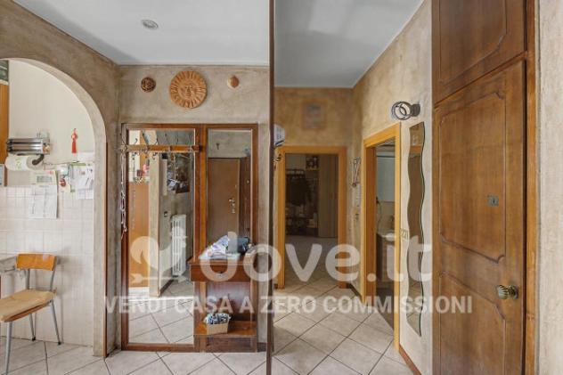 Appartamento di 90 m² con 3 locali e posto auto in vendita a Varese - Foto 2