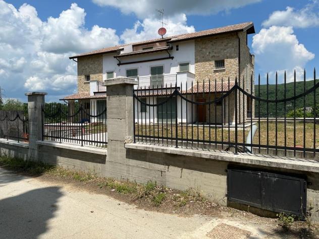 Affascinante Casale in Posizione Incantevole - Foto 2