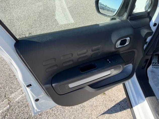 CITROEN C3 BlueHDi 100 S&S Feel Pack rif. 24152907 - Foto 7