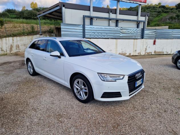 Audi A4 Avant 35 TDI S tronic Business - Foto 4