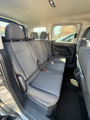 FORD TOURNEO CONNECT 2.0 122cv *AUTOM.* 7POSTI - Foto 9