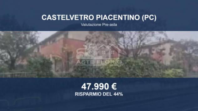 Immobile in asta di 77 m², box auto in vendita a Castelvetro Piacentino