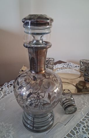 Set da liquore costituito da sei bicchieri e una bottiglia in vetro  primi '900 - Foto 2