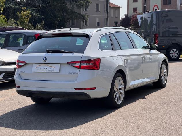 Skoda Superb Executive 2.0 TDI #12030 - Foto 4