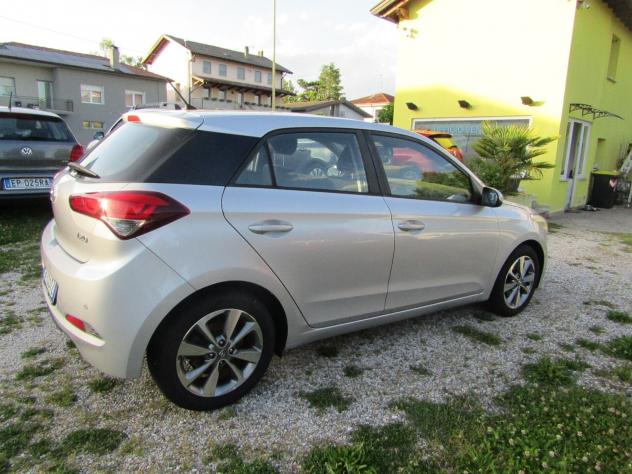 Hyundai i20 1.1 CRDi 12V 5 porte Comfort - Foto 3