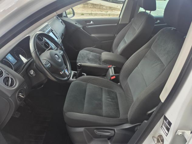 VW TIGUAN 2.0 TDI ANNO 2015 NAVI PARK ASSIST KMCERTIF - Foto 9