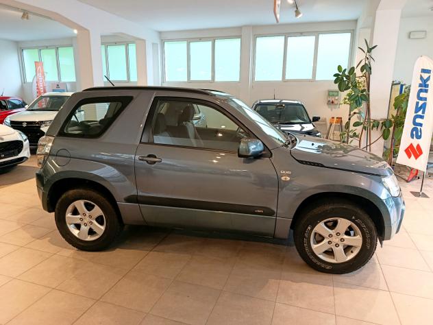 Suzuki Grand Vitara 1.9 DDiS 3 porte - Foto 4