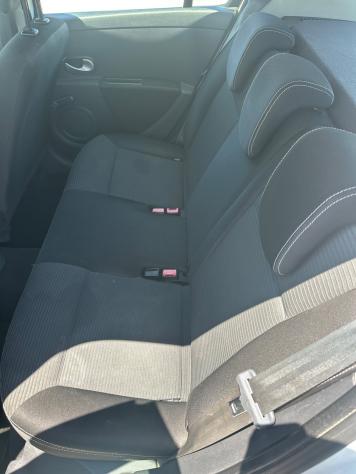 Renault Clio 1.5 dCi 75CV - Foto 9