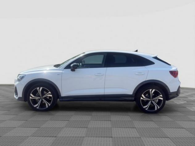 AUDI Q3 Q3 SPB 35 TDI S tronic Identity Black rif. 23618491 - Foto 2