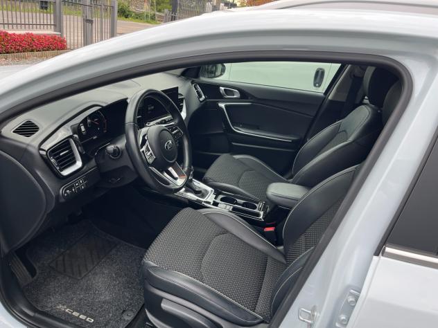 Kia XCeed 1.6 CRDi 115 CV DCT Style NAVI/TELECAMERA - Foto 8