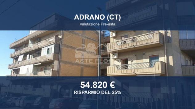 Immobile in asta di 125 m², box auto in vendita a Adrano