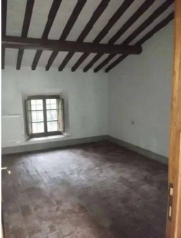 Immobile in asta di 113 m² in vendita a Vaiano - Foto 3