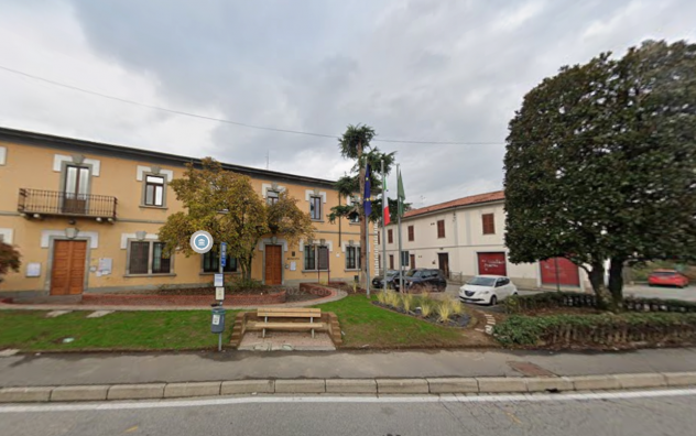Trilocale con terrazzo piscina campo da tennis - Foto 4