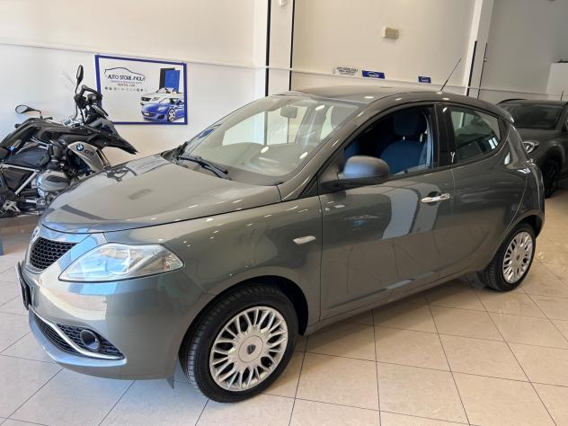 Lancia Ypsilon 1.2 69 CV 5 porte Gold - Foto 6
