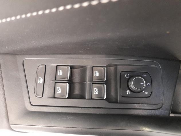 Volkswagen T-Roc 2.0 TDI SCR Style - Foto 9