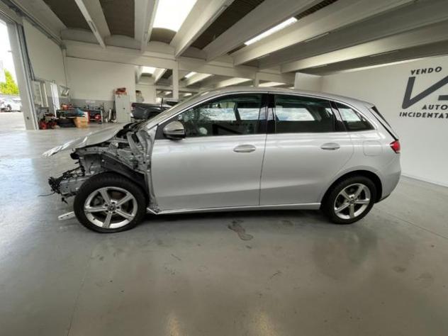 MERCEDES-BENZ B 180 SPORT 136CV CAMBIO AUTOMATICO rif. 23957547 - Foto 4