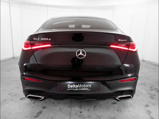 Mercedes-Benz GLC GLC 300 d 4MATIC Coupé AMG Line PREMIUM - Foto 4