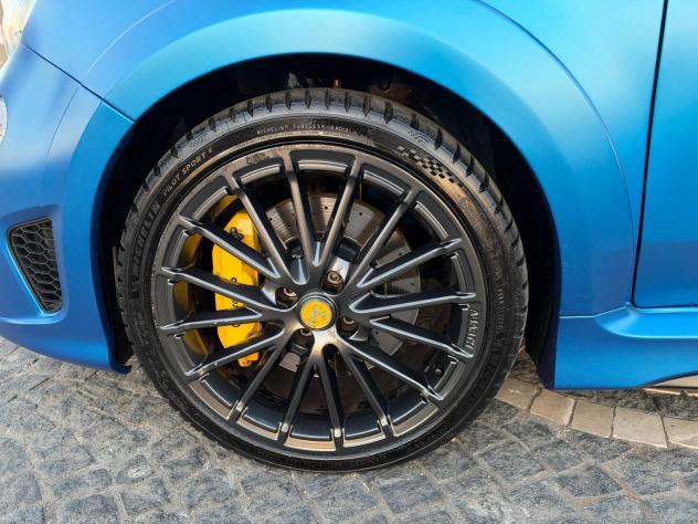 Abarth 595 1.4 Turbo T-Jet 180 CV Competizione - Foto 10