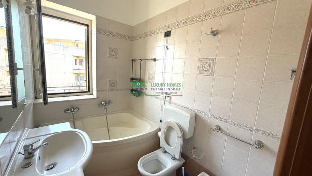 Rif. 9873 | Appartamento con posto auto in zona 'Via Archimede', Ragusa - Foto 12